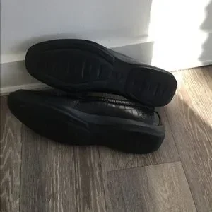 AE By Allen Edmonds Black Slip-On Loafers Size 10 $80 Allen Edmonds | Shoes | Ae By Allen Edmonds Black Slipon  main image 4
